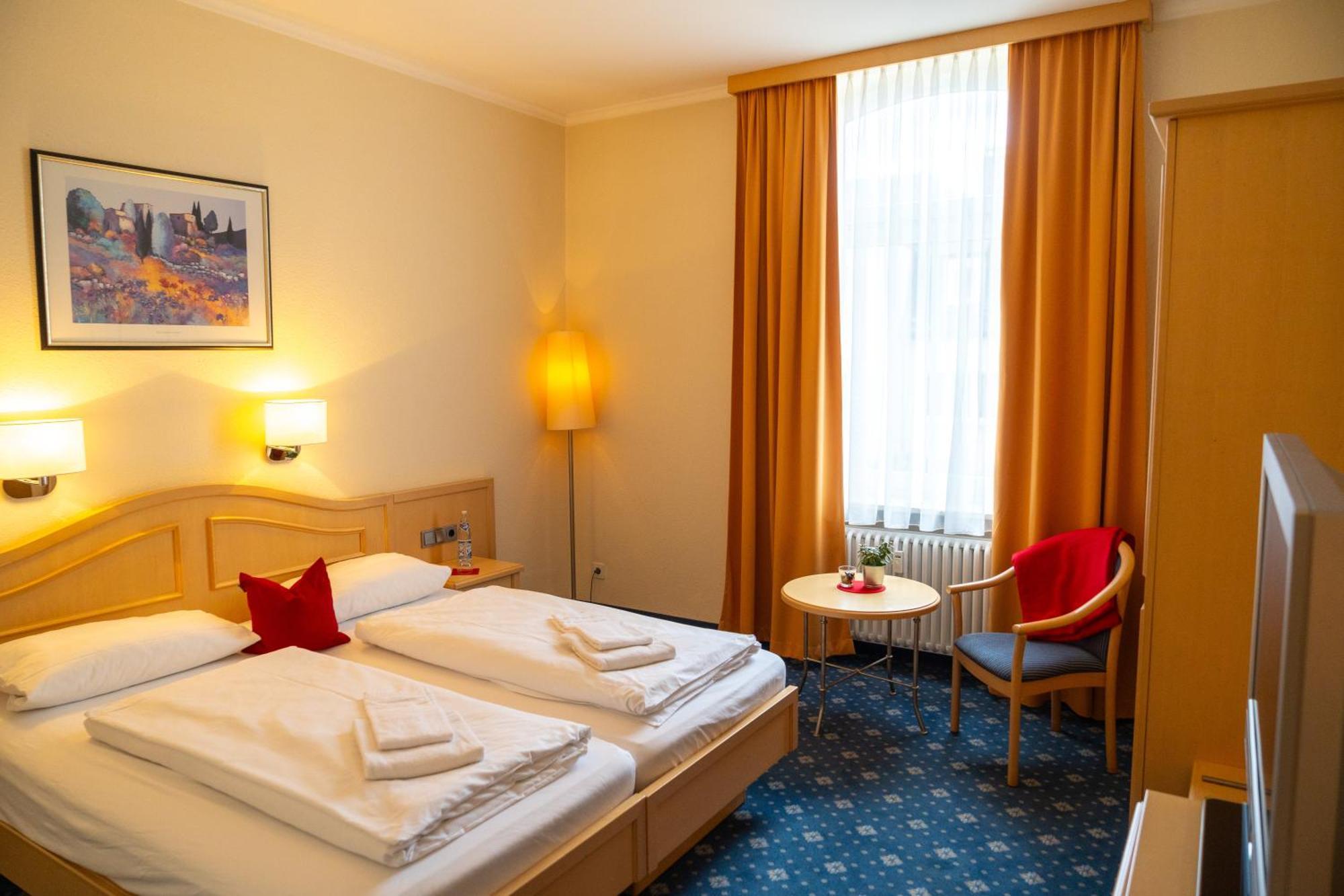 Bischofshof Braustuben Hotel Regensburg Exterior photo